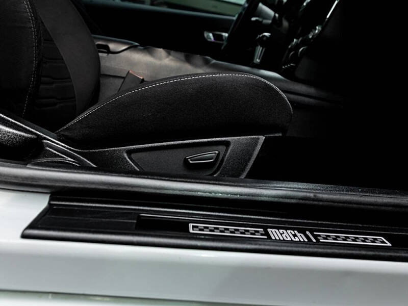 2021 Ford Mustang Mach 1