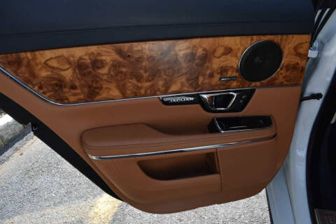 2014 Jaguar XJ