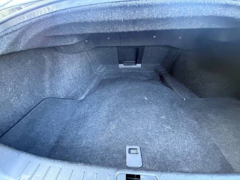 2017 Infiniti Q70 3.7