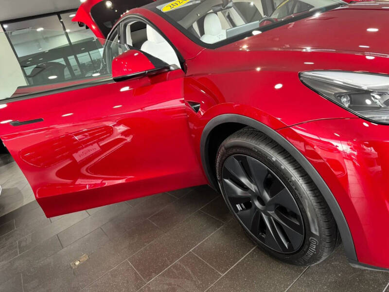 2024 Tesla Model Y Long Range