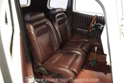 1933 Ford Victoria