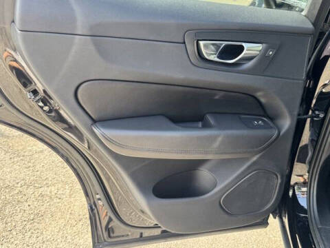 2023 Volvo XC60 B5 Core