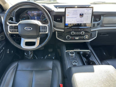 2023 Ford Expedition XLT