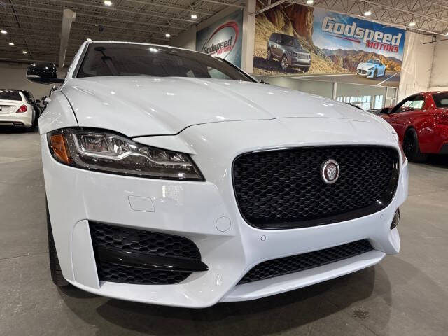 2016 Jaguar XF R-Sport