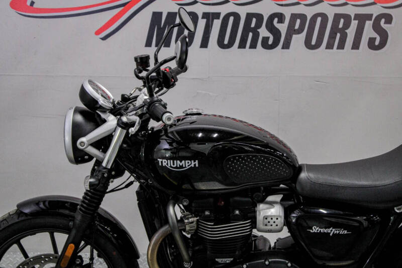 2017 Triumph Street Twin