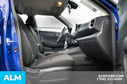 2025 Hyundai Venue SE