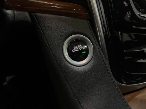 2018 Cadillac Escalade Luxury