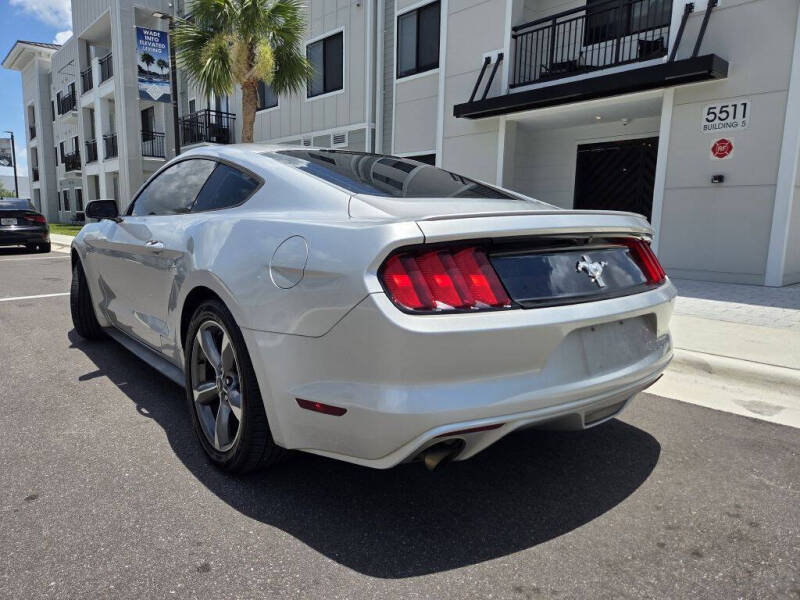 2016 Ford Mustang V6