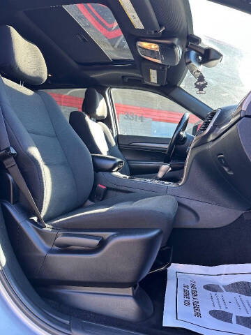 2016 Jeep Grand Cherokee Laredo