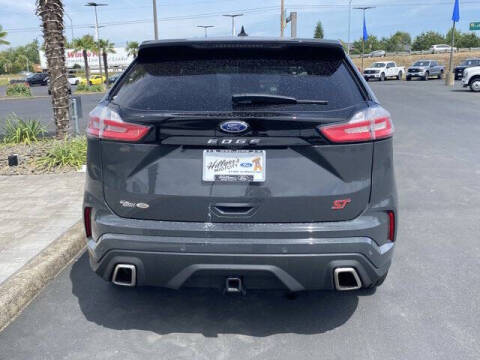 2021 Ford Edge ST