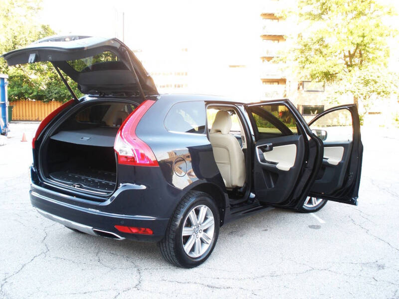 2016 Volvo XC60 T6 Drive-E Platinum