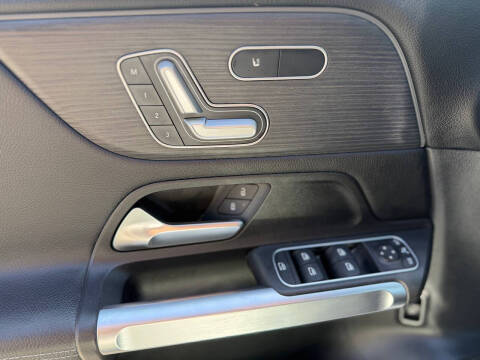 2023 Mercedes-Benz GLB GLB 250 4MATIC