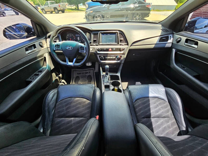 2018 Hyundai Sonata Sport