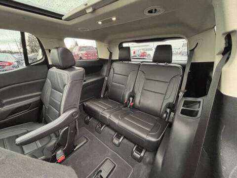2022 GMC Acadia Denali