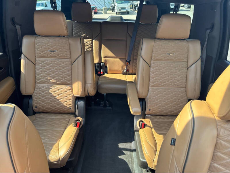 2021 Cadillac Escalade ESV Sport