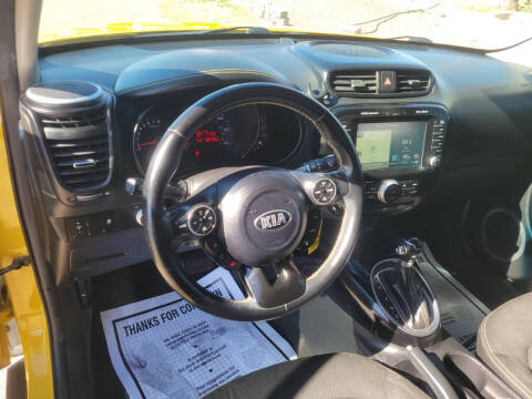 2015 Kia Soul +