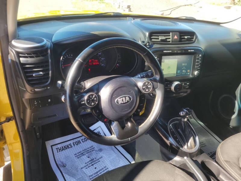 2015 Kia Soul +