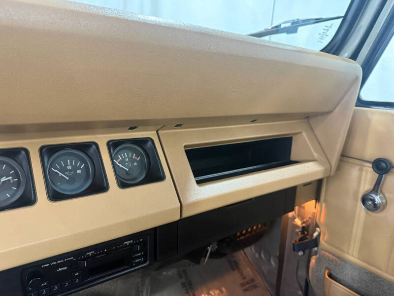1988 Jeep Wrangler Sahara
