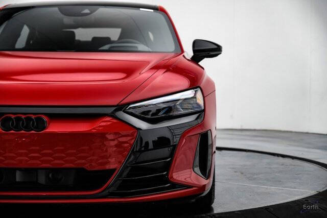 2023 Audi RS e-tron GT quattro