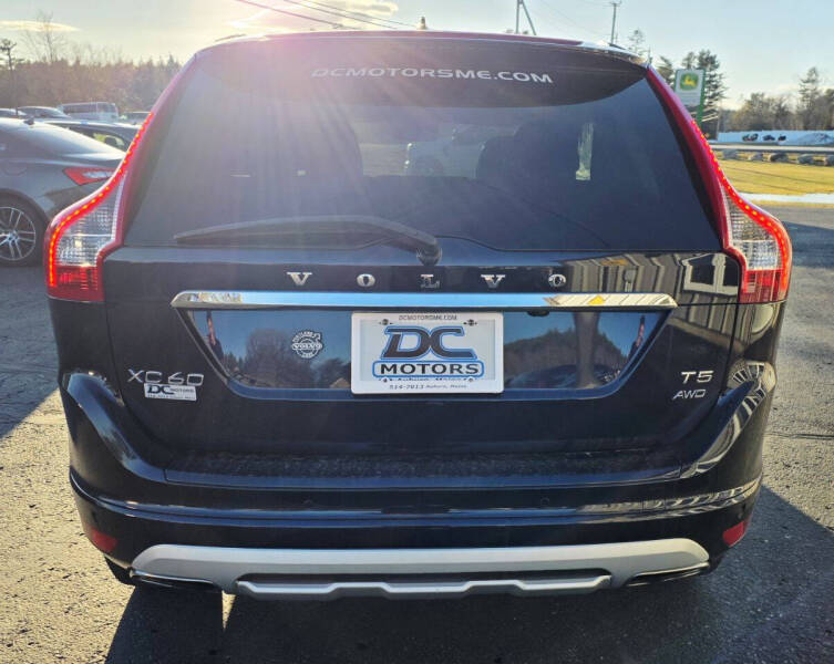 2017 Volvo XC60 T5 Dynamic