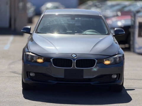 2015 BMW 3 Series 320i