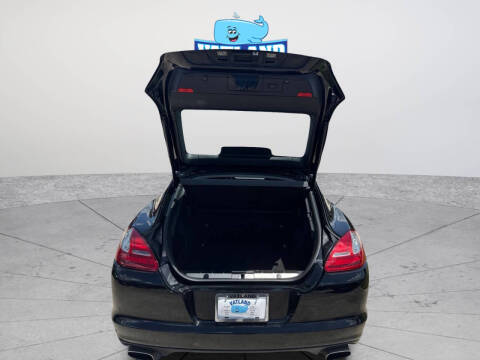 2011 Porsche Panamera 4