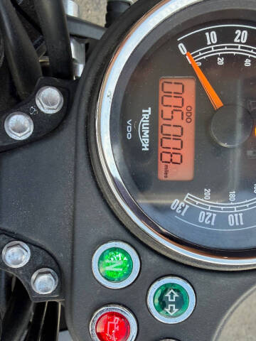 2012 Triumph Boneville