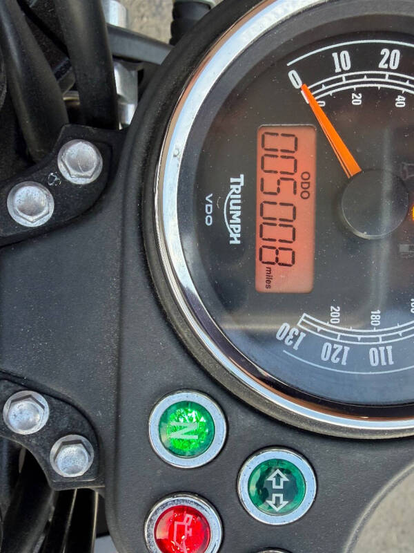 2012 Triumph Boneville