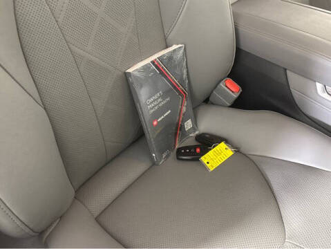 2023 Toyota Highlander Platinum