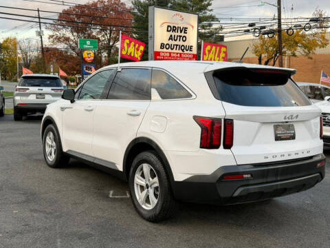 2022 Kia Sorento LX