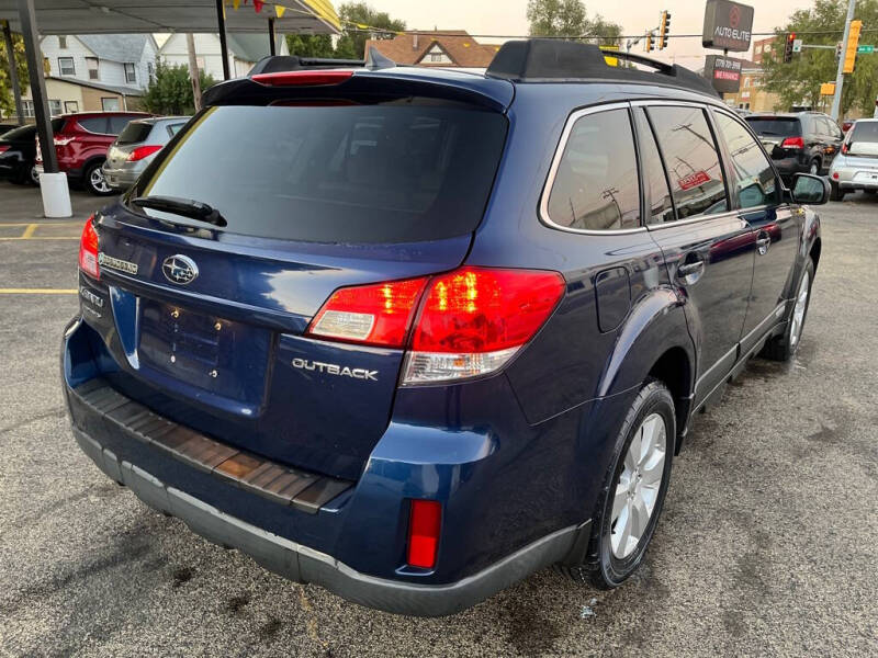 2011 Subaru Outback I Limited photo 5