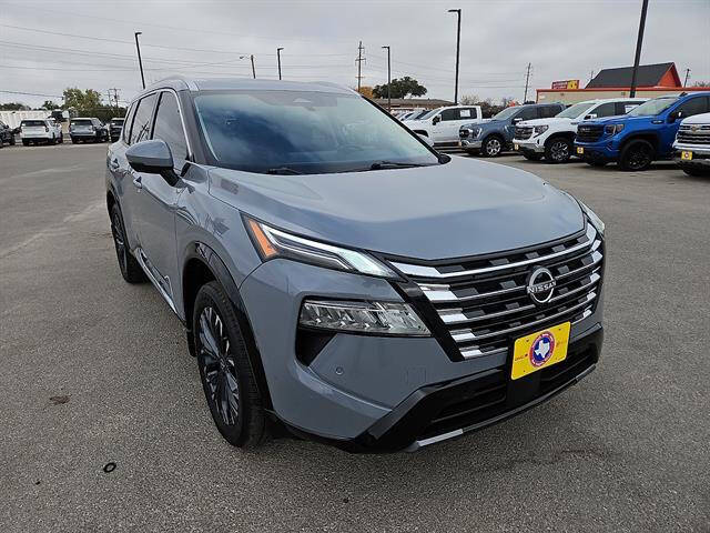 2025 Nissan Rogue Platinum