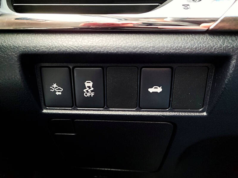 2018 Toyota Avalon XLE