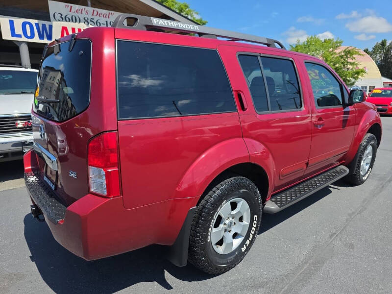 2006 Nissan Pathfinder SE
