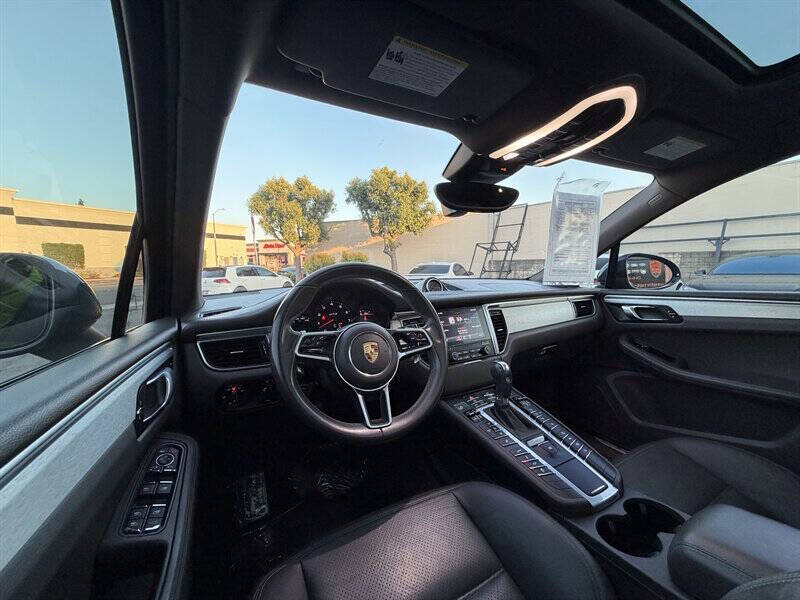 2018 Porsche Macan GTS