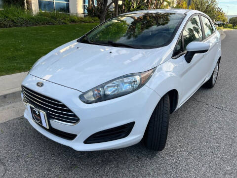 2016 Ford Fiesta for sale at Star Cars in Arleta CA