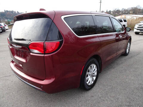 2018 Chrysler Pacifica Touring Plus