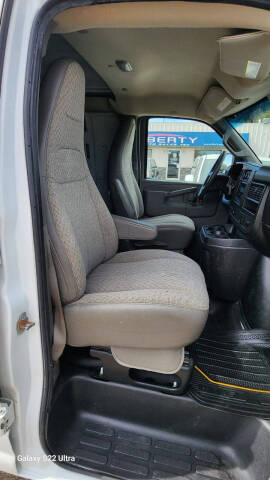 2017 GMC Savana 2500