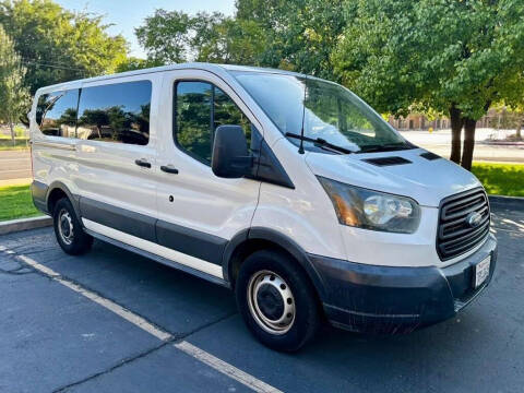 2015 Ford Transit 150 XL