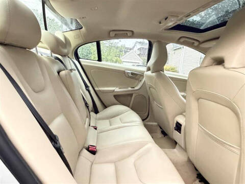 2015 Volvo S60 T5 Premier