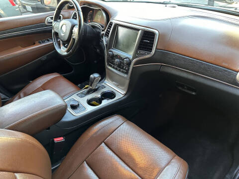 2016 Jeep Grand Cherokee Summit