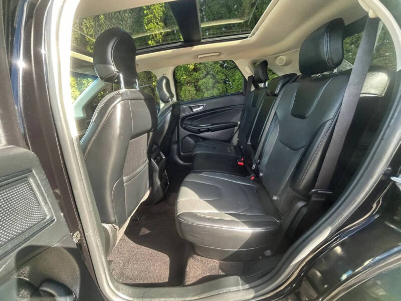 2019 Ford Edge Titanium