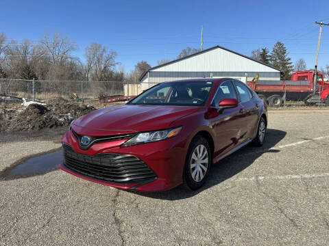 2020 Toyota Camry Hybrid for sale at ONG Auto in Farmington MN