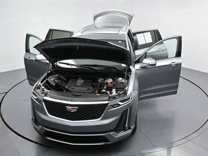 2025 Cadillac XT6 Luxury