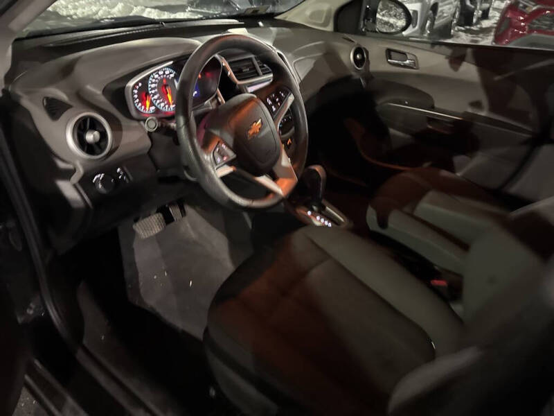 2018 Chevrolet Sonic LT Auto