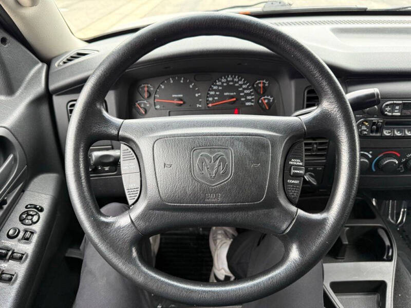 2004 Dodge Dakota SLT