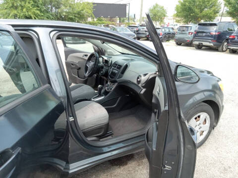 2013 Chevrolet Sonic LS Auto