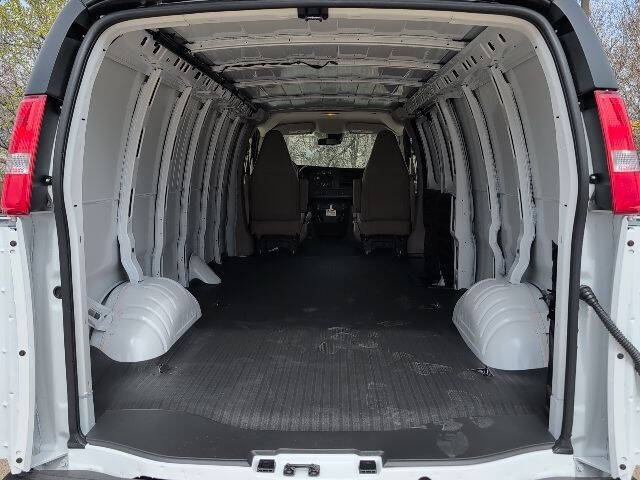 2026 Chevrolet Express 2500