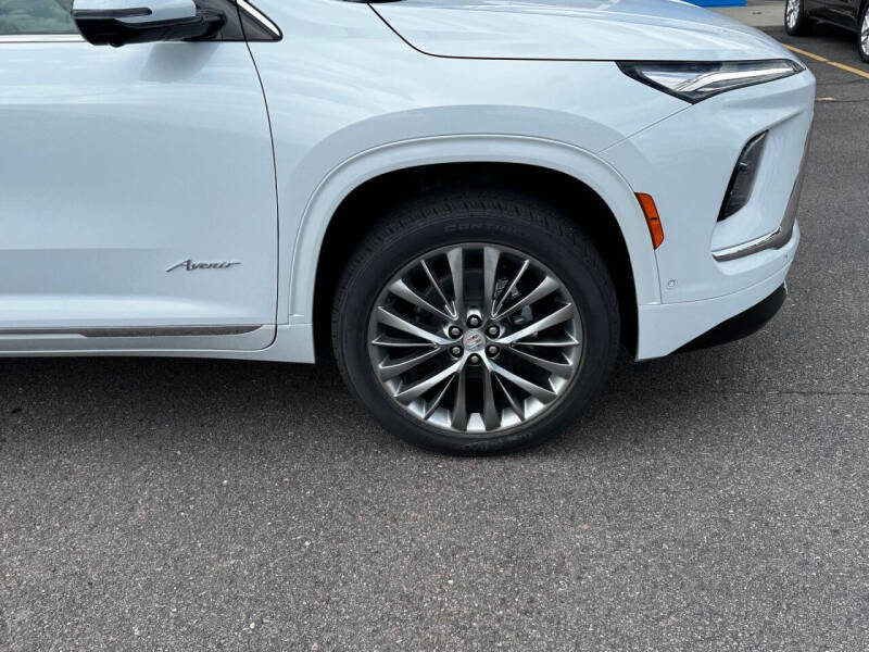 2026 Buick Enclave Avenir