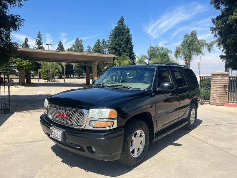 2004 GMC Yukon for sale at Gold Rush Auto Wholesale in Sanger CA